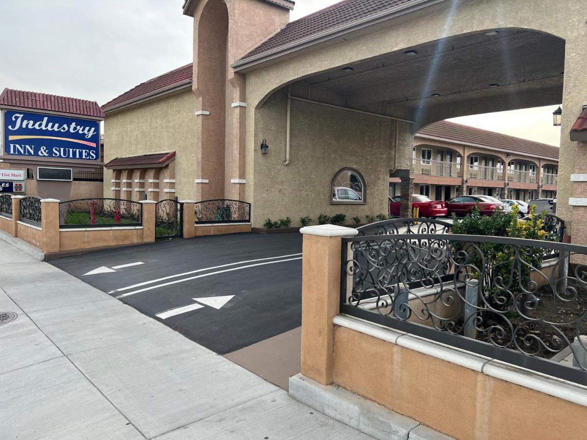 Industry Inn & Suites 라푸엔테 외부 사진
