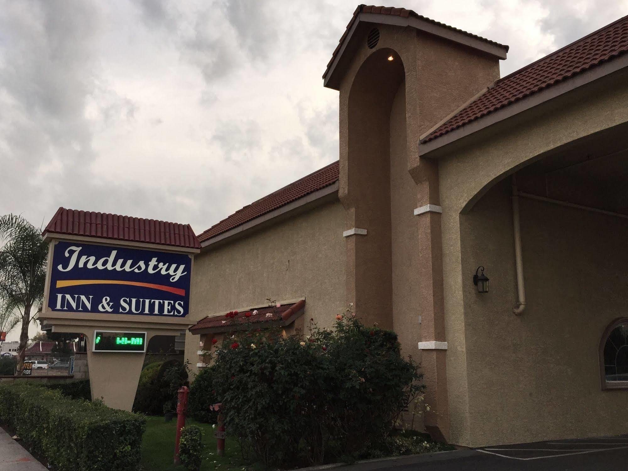 Industry Inn & Suites 라푸엔테 외부 사진