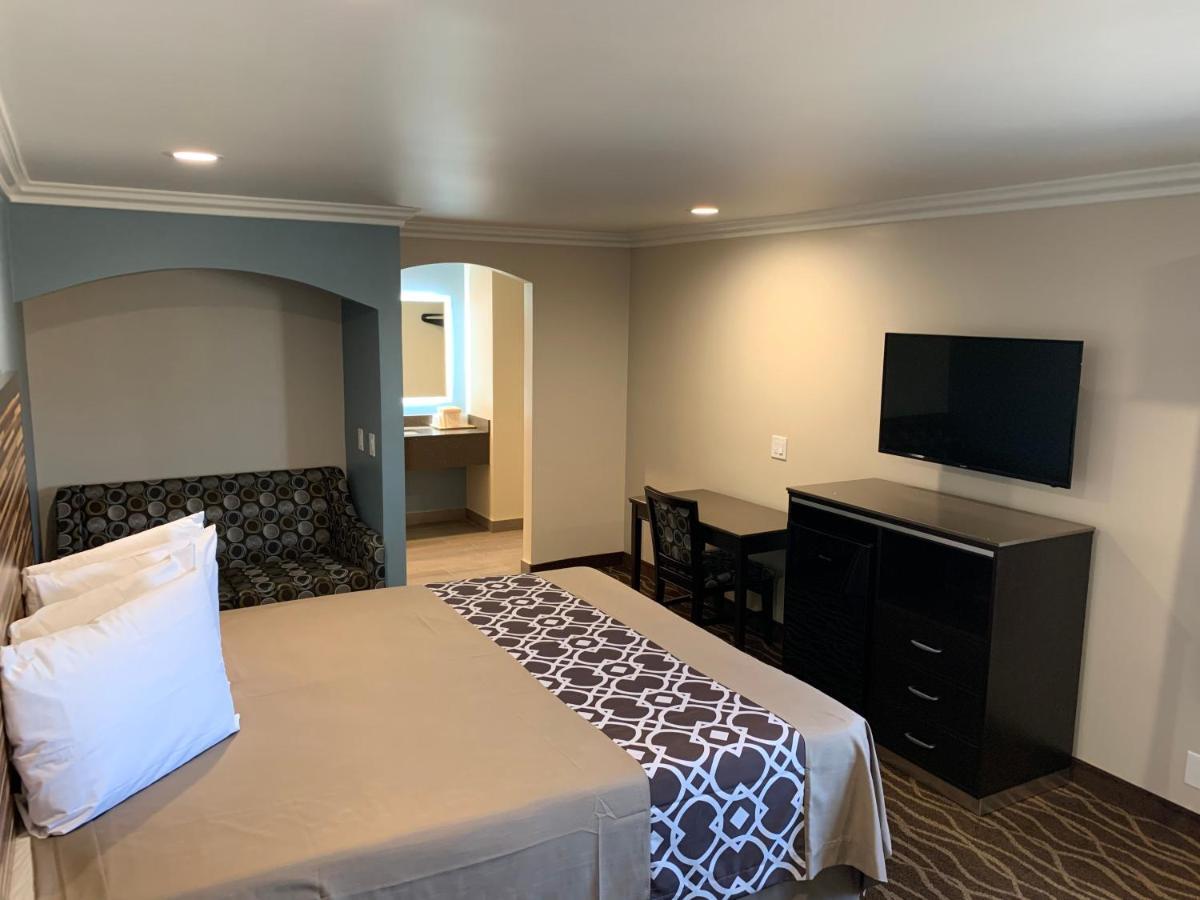 Industry Inn & Suites 라푸엔테 외부 사진