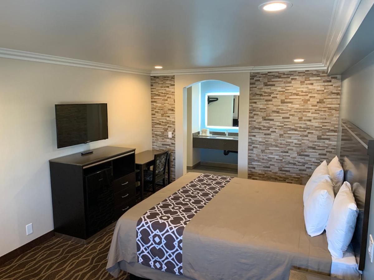 Industry Inn & Suites 라푸엔테 외부 사진