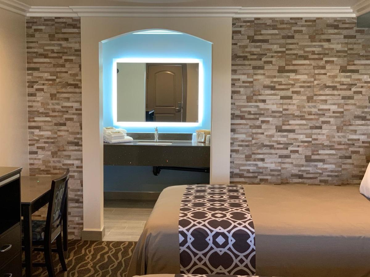 Industry Inn & Suites 라푸엔테 외부 사진
